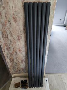 Vertical radiator 1800/354