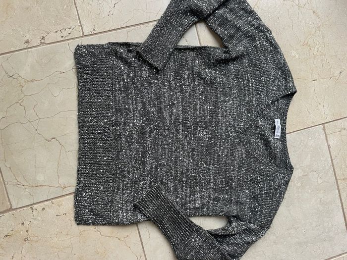 Abercrombie & Fitch V-neck sweater