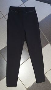 New - Size 8 - A Pair of Black Pants - Leggings Type Fabric Stretch - Cost 15 euro