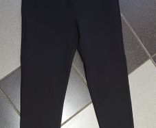 New - Size 8 - A Pair of Black Pants - Leggings Type Fabric Stretch - Cost 15 euro