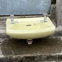 Vintage Yellow Wash Basin / Retro Sink with Taps