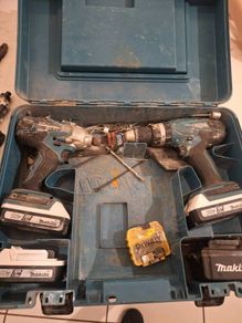 Makita G series Kit ( with 3 batteries & charger)