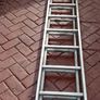 Aluminium Extension Ladder Image 3