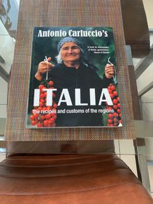 Antonia Carluccio Italia