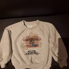 Leigh Tucker Willow Carnival grey sparkly girl's sweatshirt  age 3/4 years Postage included
