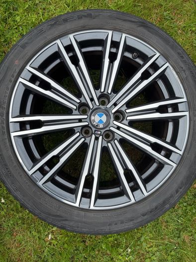 Genuine Bmw M Sport Alloys R18  Staggered Set