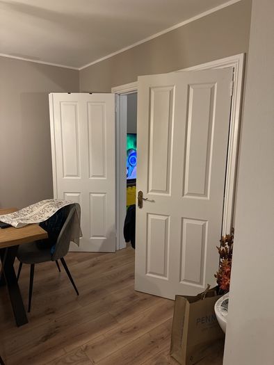 door x3