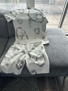 LV mens shorts and top set