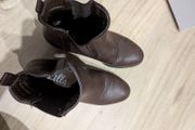 Boots 37/4