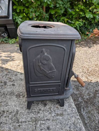 Iron Solid Fuel Stove