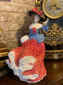 Royal Doulton figurine "Janet"