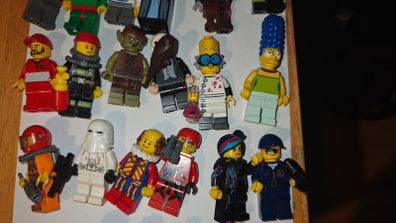 Lego Minifigures - 79 pieces