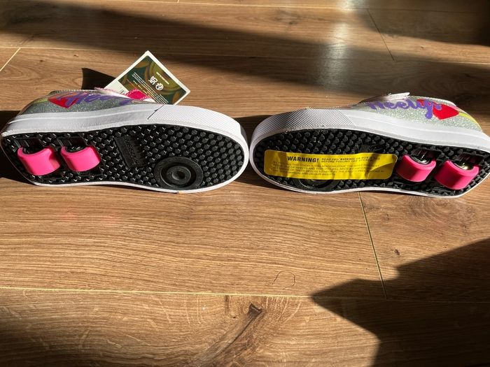 Heelys the original heeled shoe size UK 1, EUR 33
