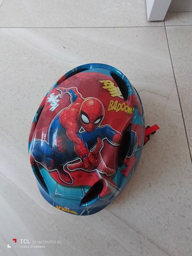 kids/boys bike helmet. Age 5/6