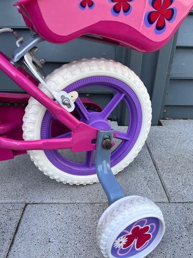 Lovely Girl Bike with Stabilisers, Basket and Doll Seat