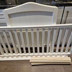 Baby cot
