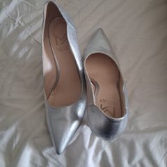"Marian" silver high heel shoes