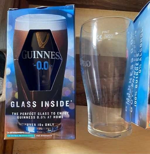 Guinness 00 beer Official Pint Glasses set