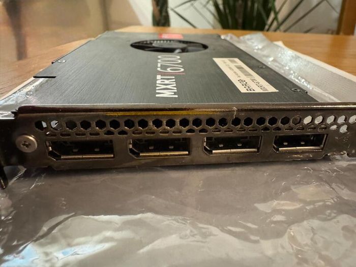 Barco MXRT-6700 8GB GDDR5 PCIe x16 4x DisplayPort Medical Graphics Card AMD