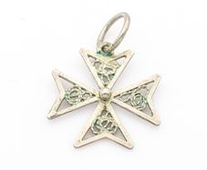 Maltese Cross Sterling Silver Charm Pendant