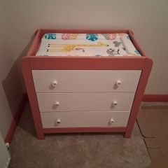 MAMA & PAPA changing table
