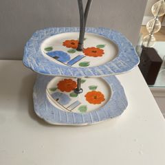 Vintage H&K Tunstall cake stand