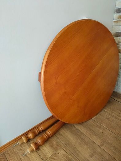 Dining table 4-6