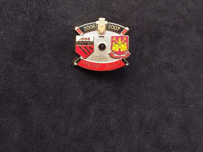 Manchester United v West Ham Premier League Pin Badge , 2006 - 2007 Season