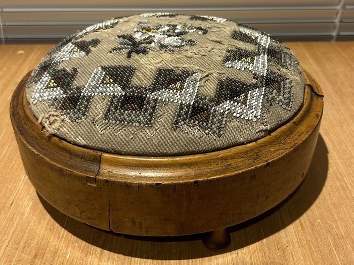 Antique Victorian Ladies Footstool