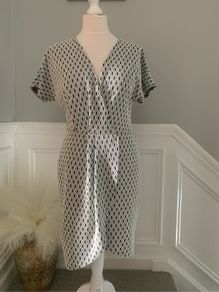 Black & White dress. Size 12