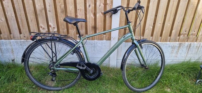 Lightweight Dutch style bike ( serviced )( delivery)