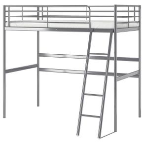 Svarta double loft bed