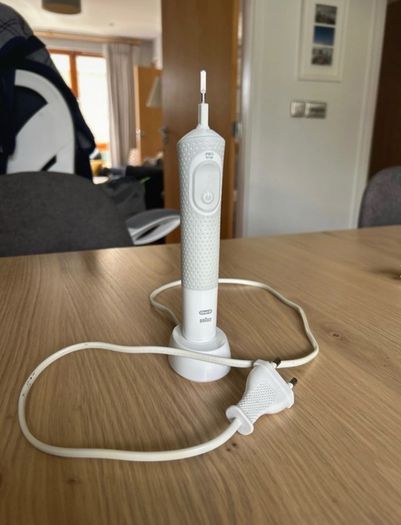 Oral B Pro Timer Electric Toothbrush