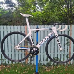 Giant Omnium Track Bike