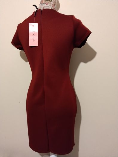 Beautiful Bodycon Dress, New With Tags