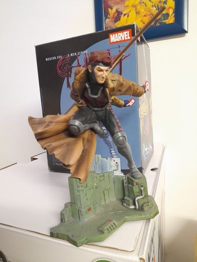 Gambit X-Men Statue figure