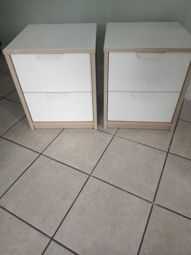 Lockers x 2