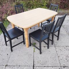 Oak Table+chairs
