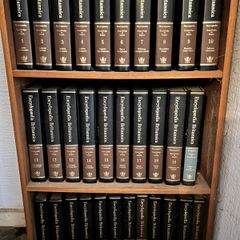 REDUCED - Encyclopaedia Britannica & bookself