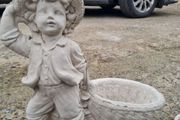 Flower pots
