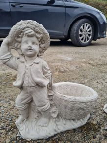 Flower pots