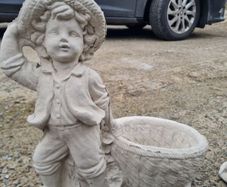 Flower pots