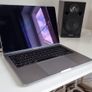 MacBook pro 2019 13" Image 2