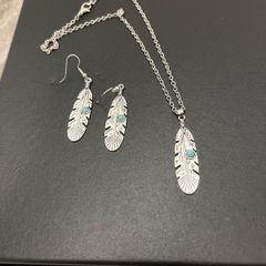 Costume chain and earrings