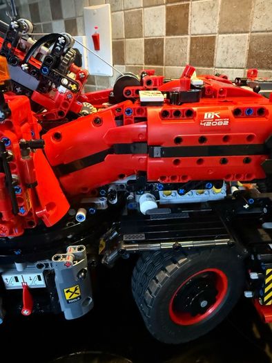 Lego Rough Terrain Crane