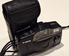 Canon Sure Shot AF-7 35mm Point and Shoot Film Camera Pre-owned, Excellent Condition