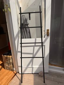 Towel rail