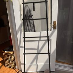 Towel rail