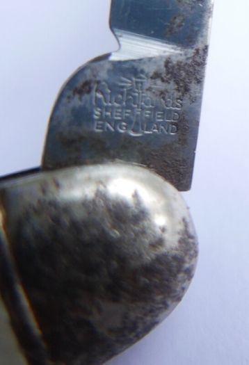 VINTAGE Richards Sheffield England 2 Blade Pocket Knife
