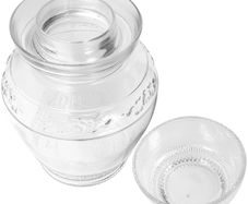 Brand New 2.5-liter fermentation jar with lid, wide mouth and water seal.